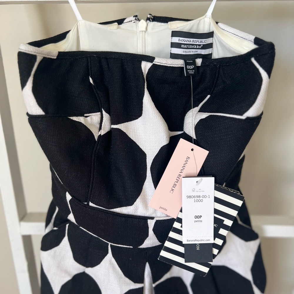 Banana Republic Black and White Strapless Sheath Dress